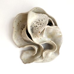 Stoflighed - Keramik relief - Lys #7