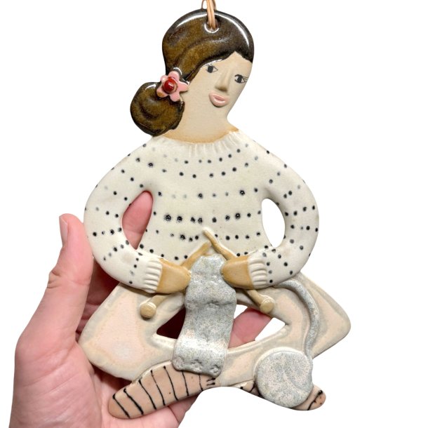 Strikker - keramik dame v�goph�ng - Mette